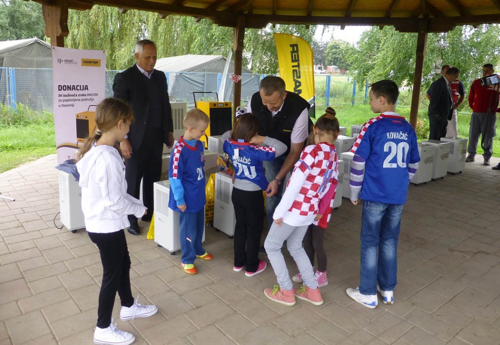 Donacija-isusivaca-Master-Hrgic-3-1024x706